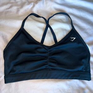 Selling this gym crop top size M. I’m not this size anymore. Barely used
